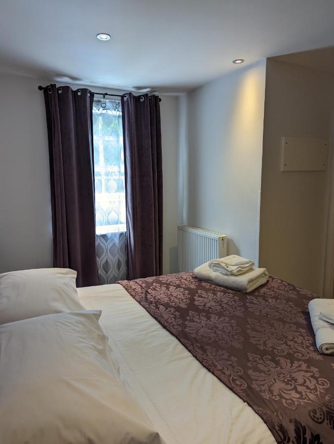 Barley Sheaf, Old Bridge Street En Suite Rooms, Room Only Труро Экстерьер фото