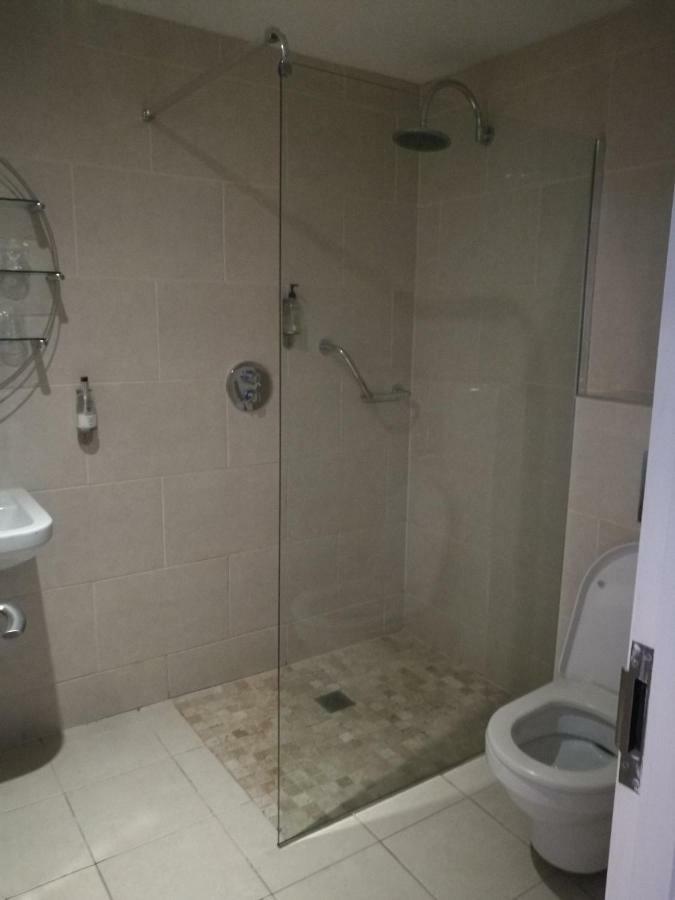 Barley Sheaf, Old Bridge Street En Suite Rooms, Room Only Труро Экстерьер фото